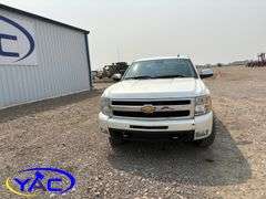 2011  CHEVROLET  SILVERADO 1500 CREWCAB 4WD