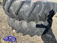 CASE IH 1086 TRACTOR