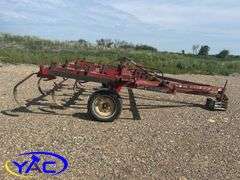 MASSEY FERGUSON 128 CULTIVATOR