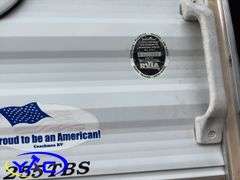 2004  COACHMEN  SHASTA FIFTH WHEEL CAMPER