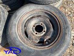 14 - 15" Concord Packer Tires (Rims Only - Tires Weathered & Cracked)