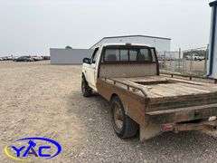 1992  FORD  F250 REG CAB 4WD