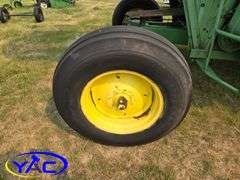 1980 JOHN DEERE 7720 TURBO SELF-PROPELLED COMBINE