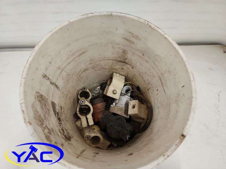John Deere 9600 Combine Pickup Header Teeth Holders