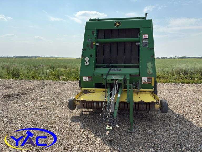 JOHN DEERE 582 SILAGE SPECIAL ROUND BALER
