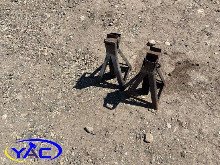 2- Jackstands