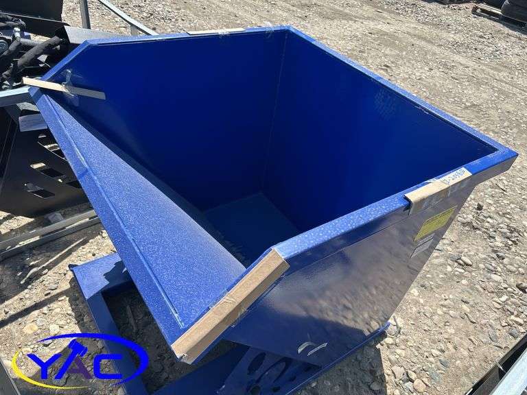 Self-Dumping Hopper