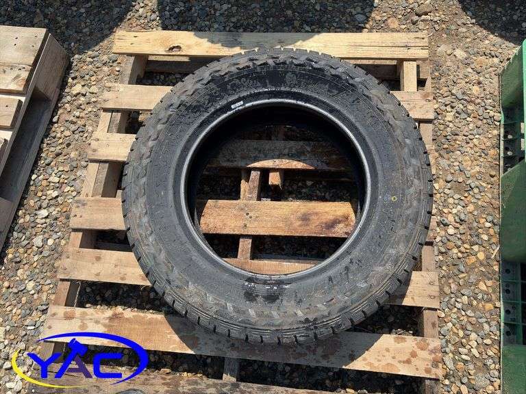 4- 235/65R17 Tires (BUYER MUST PAY 4X THE BID PRICE)