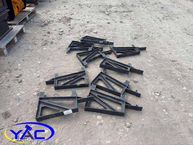 Deck Seating Brackets