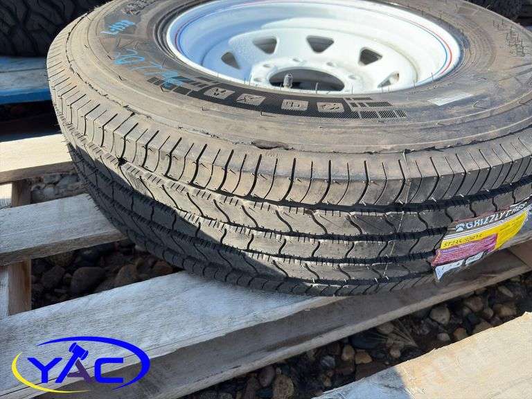 235/80R16 Tire On Rim