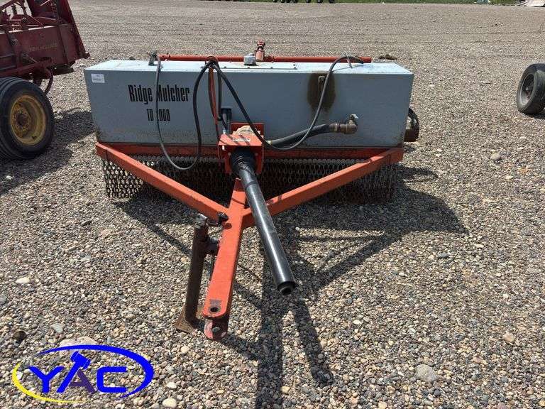TD 2000 RIDGE MULCHER