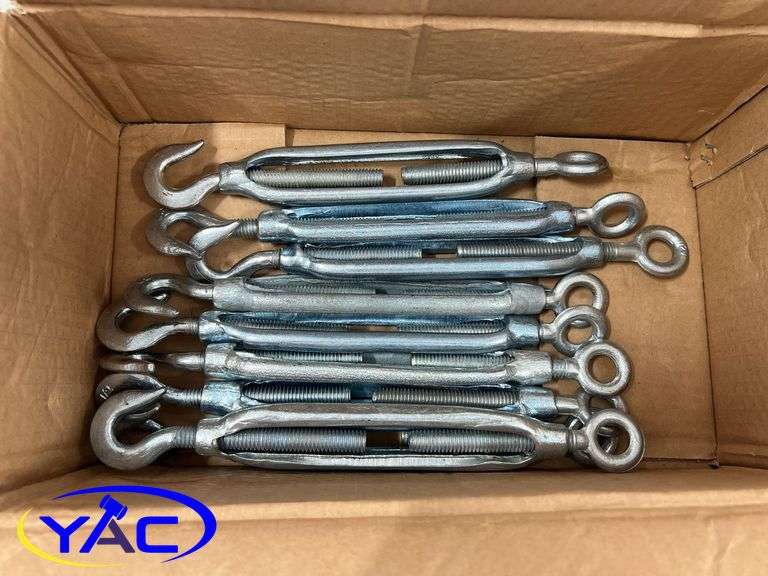 9- 7 1/2" Turn Buckles M8