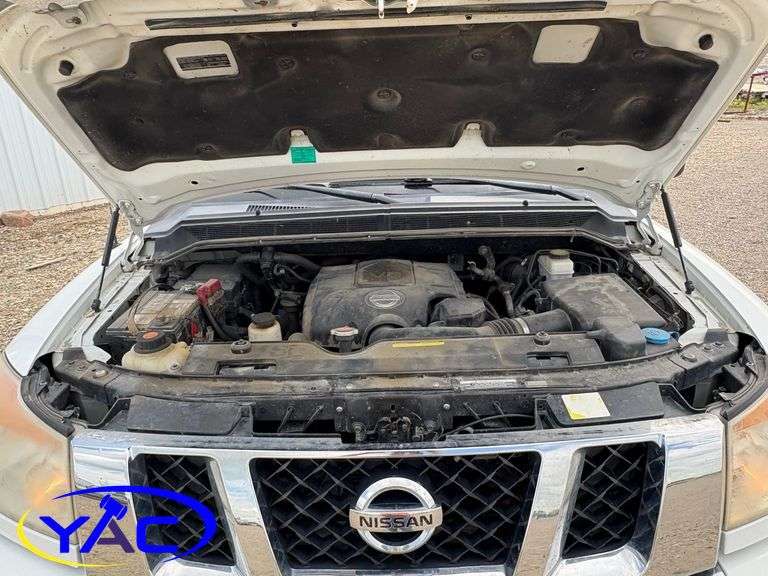2011 NISSAN TITAN 5.6 SV CREW CAB 4WD