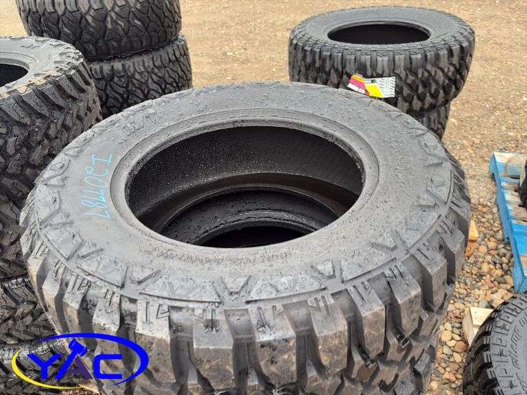 4- 35x12.50R18 Tires (BIDDER MUST PAY 4X THE BID PRICE)