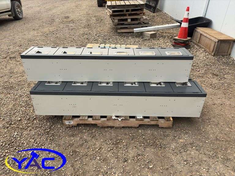 4- 6 Compartment Lockers 6ft x 1ft