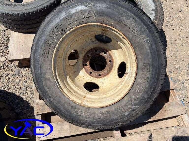 6- 8.75R16.5LT Tires