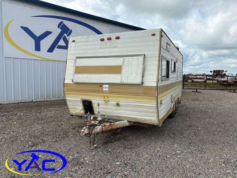 1976 CABIN TRAILER METAL