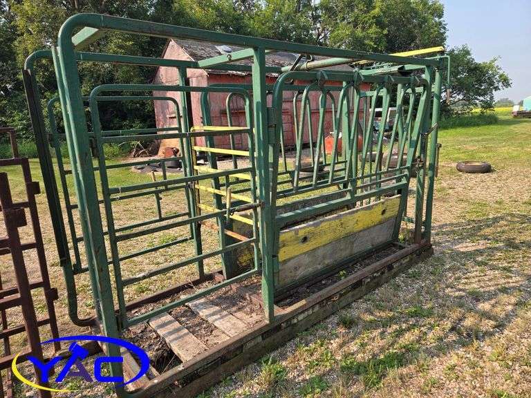 Squeeze Chute / Head gate