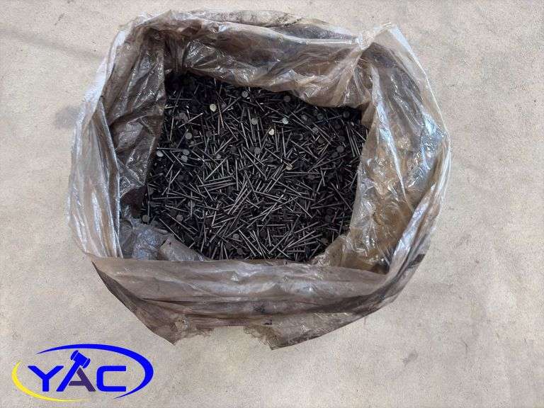 Box Of 1 1/2" Nails