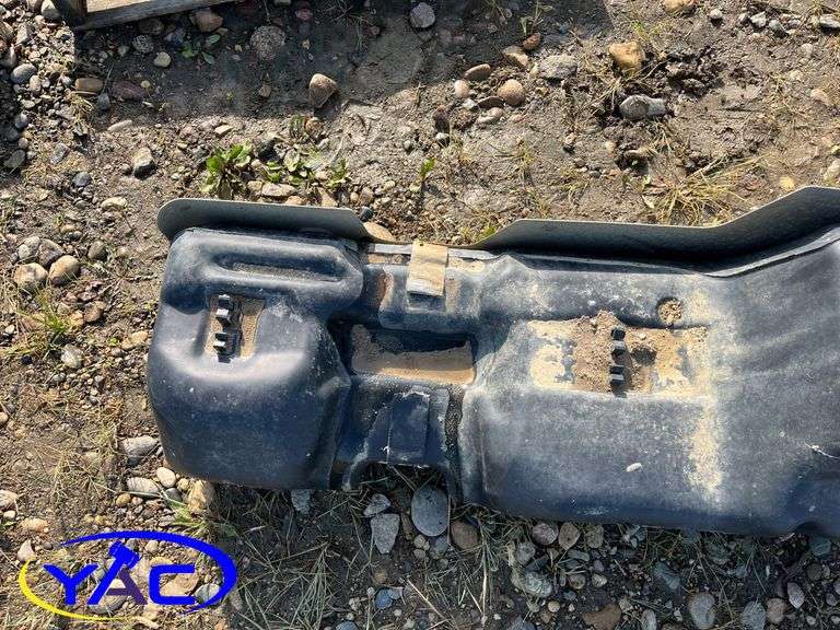 Fuel Tank Off 2015 GMC 3500