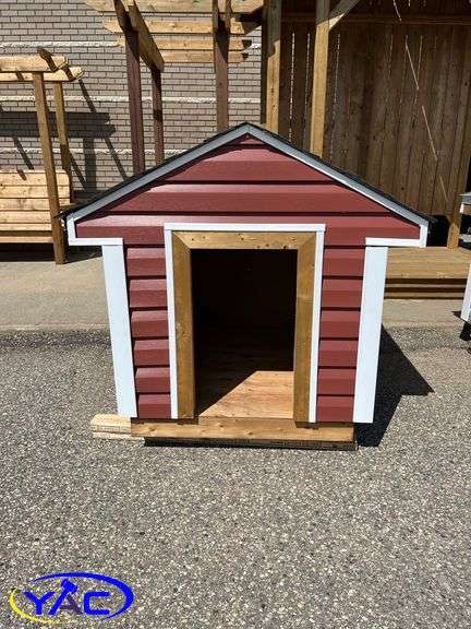 Red Insulated Dog House