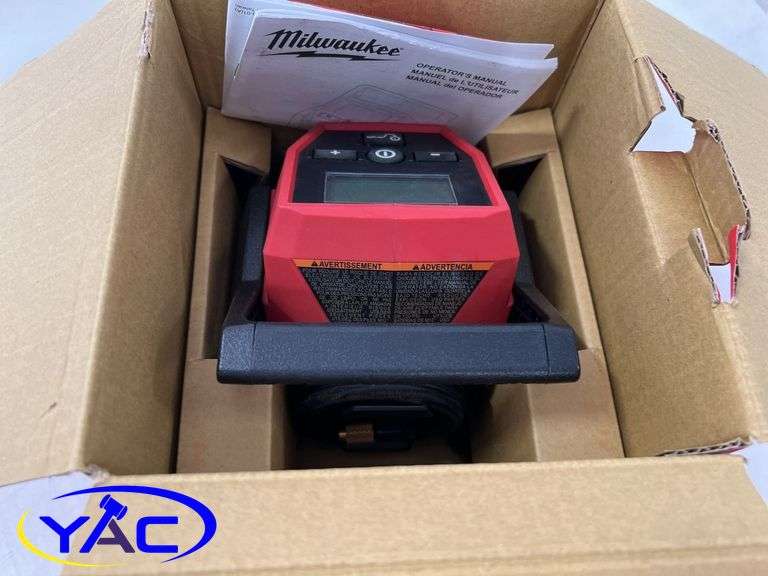 Milwaukee Tire Inflator