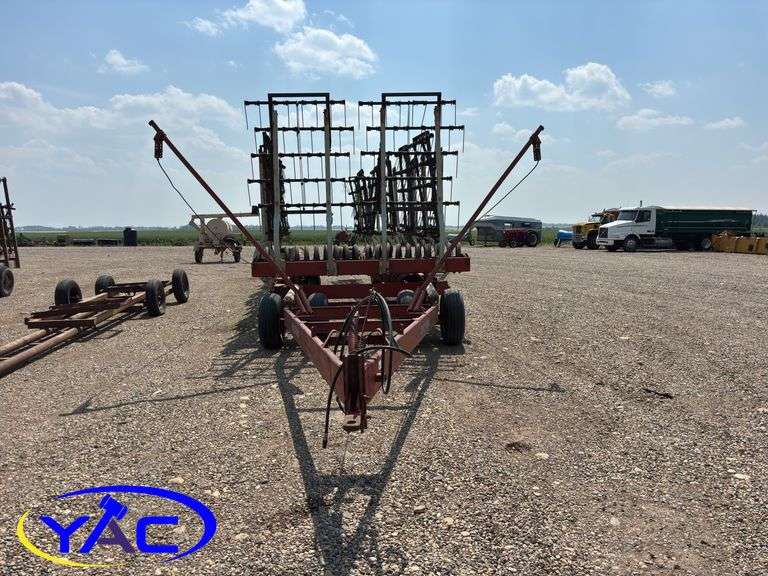 MORRIS 50' PACKER HARROW BAR