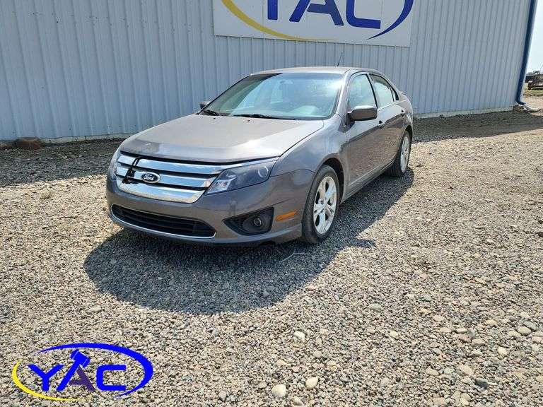 2012 FORD FUSION SE