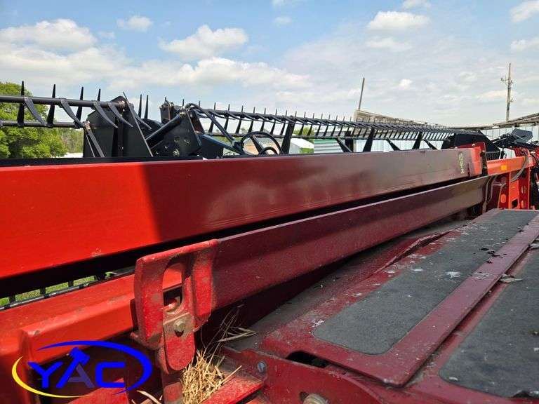2014 Case IH 3152 45' Rigid Header
