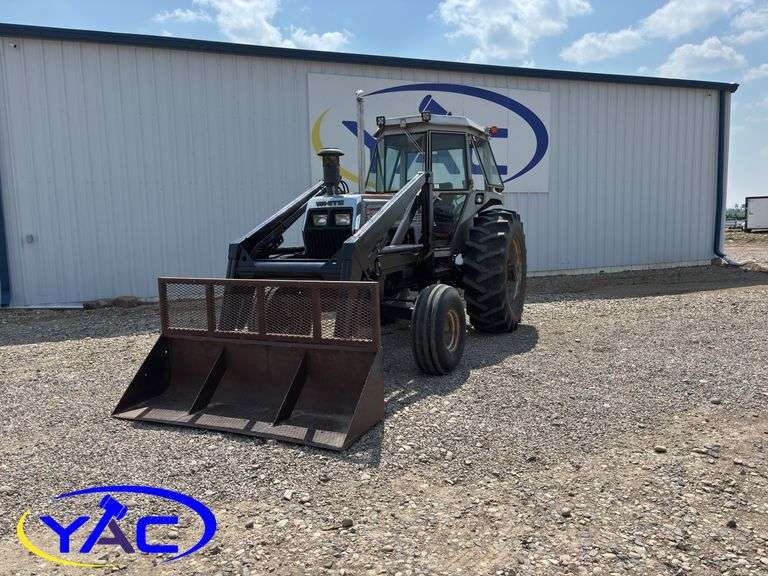 1982 WHITE 2-105 2WD TRACTOR