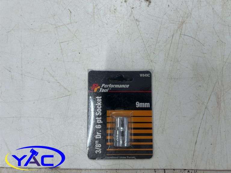 Approx. 40pcs Assorted Metric & Standard Sockets