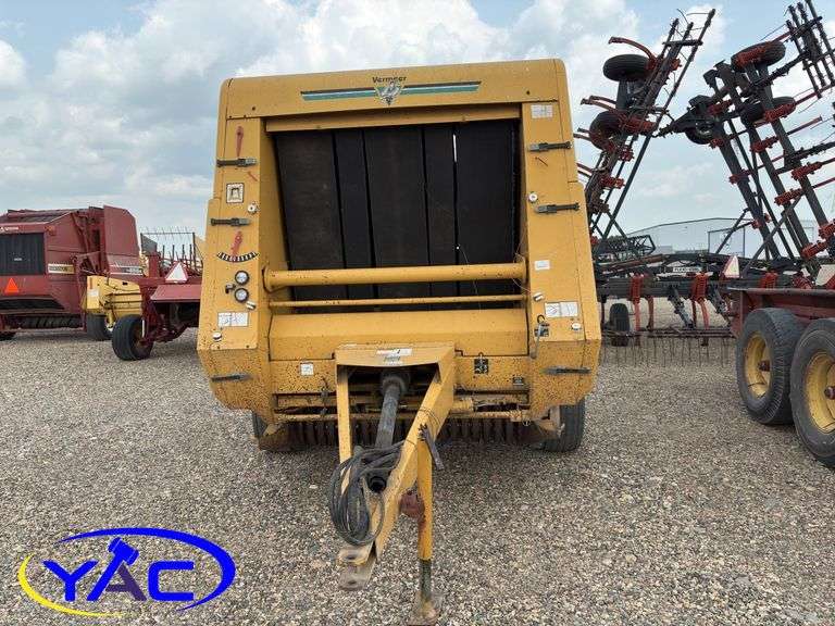 VERMEER SERIES K ROUND BALER
