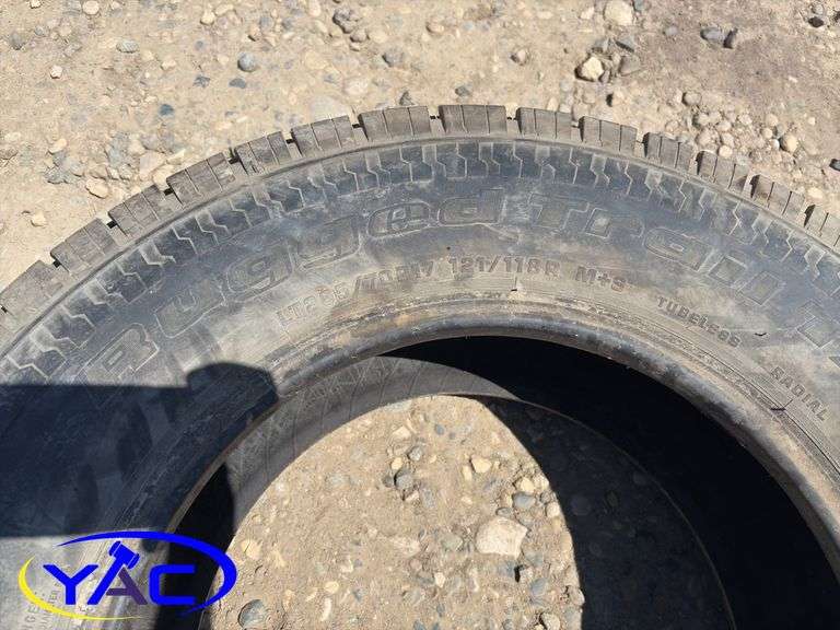 1- 265/70R17 Tire