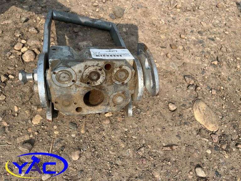 John Deere Single Point Coupler