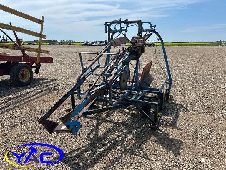ALLIED AUTOMATIC 6 BALE STACKER