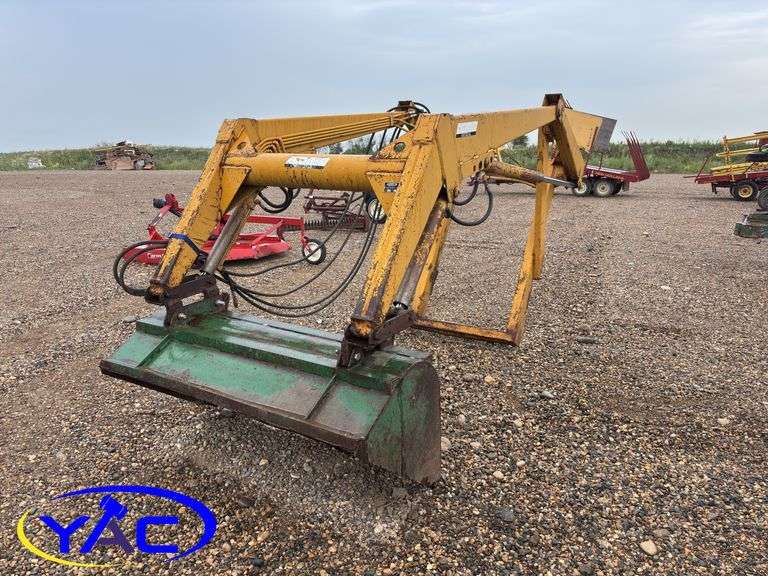 Ezee-On 100 Front End Loader W/ Bucket