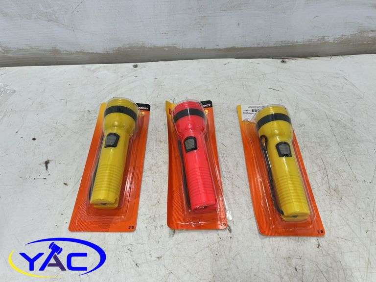 3 Garrity Value Life Flashlights