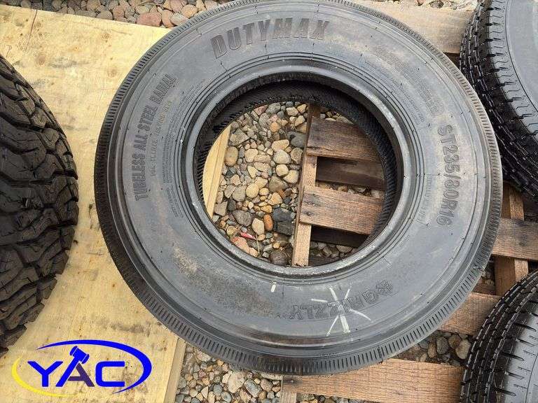 235/80R16 Tire