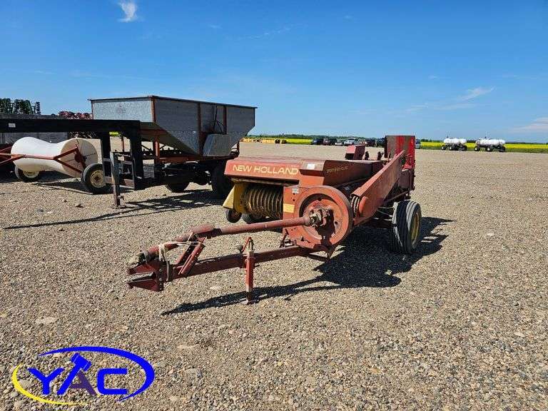 NEW HOLLAND 273 HAYLINER