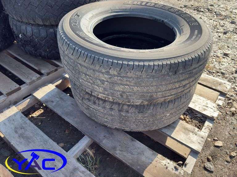 2- Bridgestone Dueler 235/70R17 Tires