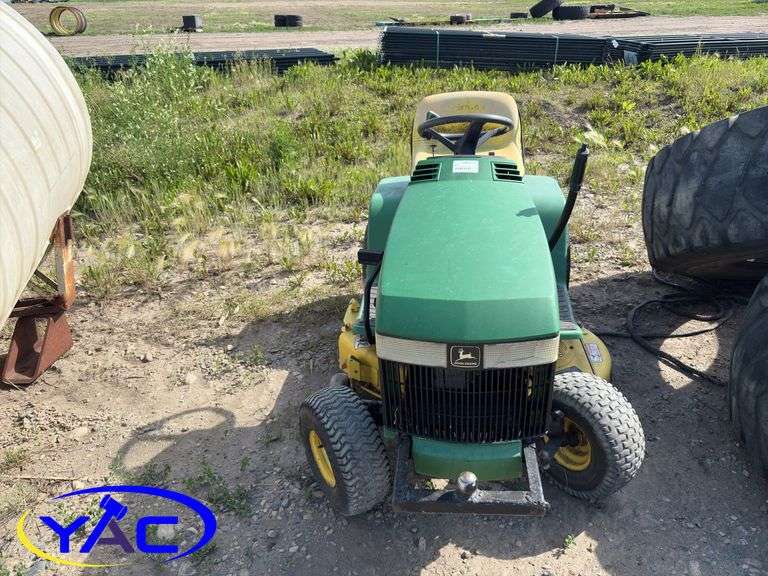 JOHN DEERE LX176 GARDEN TRACTOR - Not Running