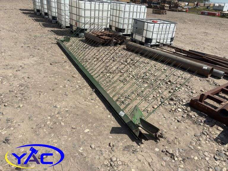 John Deere Pickup Header Crop Keeper
