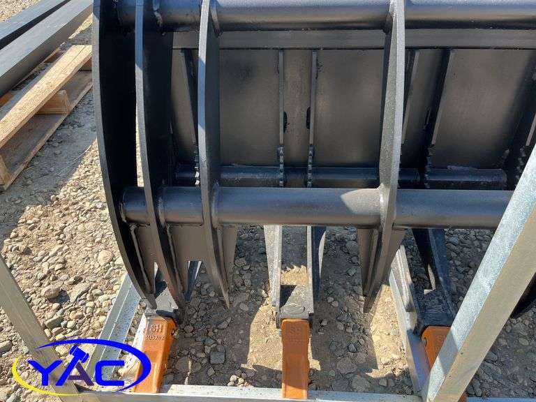 78” Heavy Grass Fork Grapple
