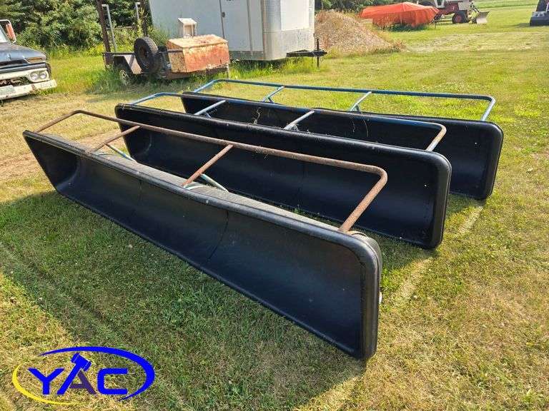 11' Poly Tub Feeders