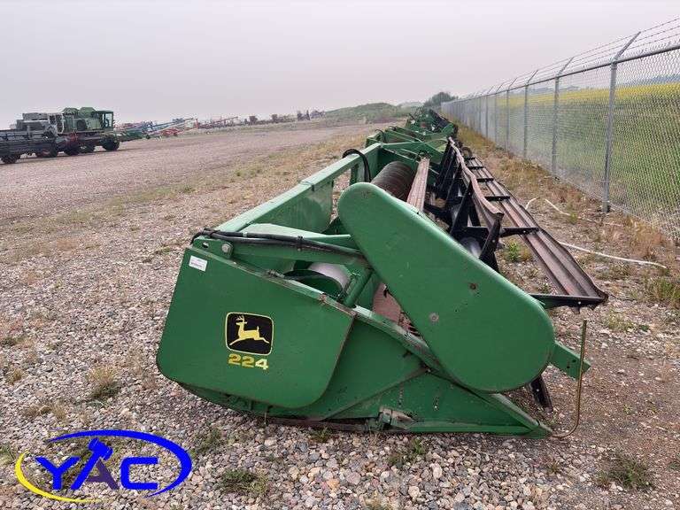 JOHN DEERE 224 STRAIGHT CUT RIGID HEADER W/ BATT REEL 24Ft