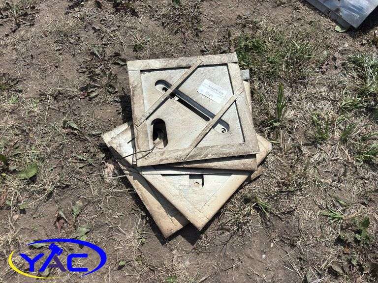 4- Plaquard Holders For Trucks