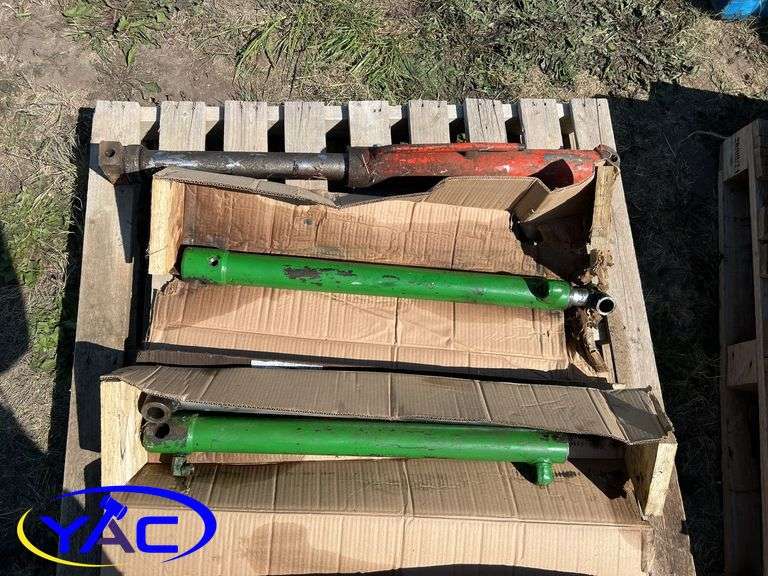 3- Hydraulic Cylinders