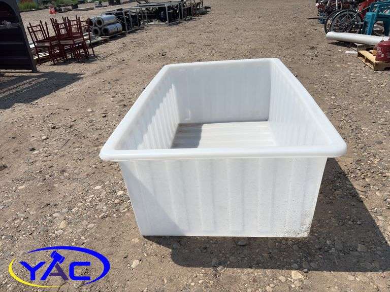 White Tub