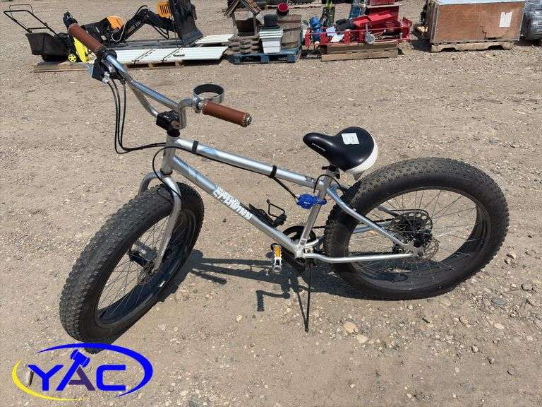Schwinn Fat Bike Silver