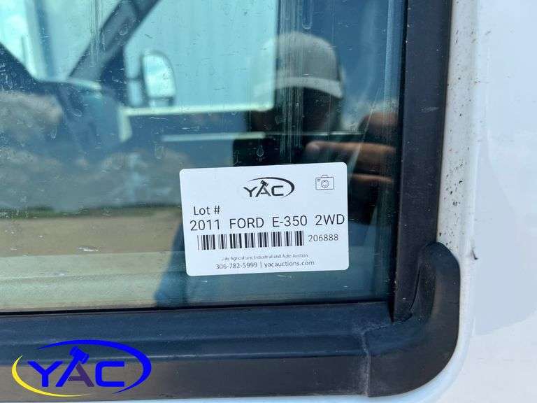 2011 FORD ECONOLINE E350 VAN